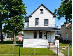 Pre-foreclosure Listing in CORNELL ST HEMPSTEAD, NY 11550