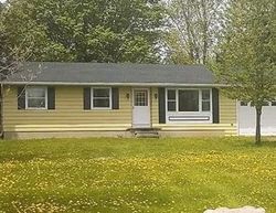 Pre-foreclosure Listing in CREEK RD ALBION, NY 14411