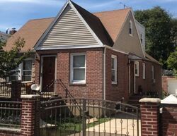 Pre-foreclosure in  224TH ST Springfield Gardens, NY 11413