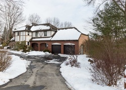 Pre-foreclosure in  HAMLET WAY Hopewell Junction, NY 12533
