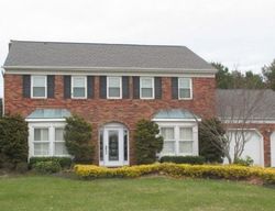 Pre-foreclosure in  VINEYARD WAY Mount Sinai, NY 11766