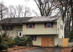 Pre-foreclosure Listing in WOOD AVE COLONIA, NJ 07067