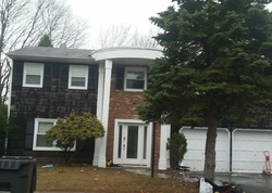 Pre-foreclosure Listing in BEDFORD CT SPRING VALLEY, NY 10977