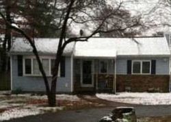 Pre-foreclosure in  RIDGEDALE AVE Farmingville, NY 11738