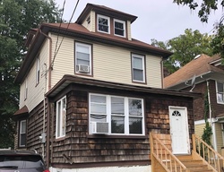 Pre-foreclosure in  NICHOLAS AVE Staten Island, NY 10302