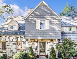 Pre-foreclosure Listing in VINE RD LARCHMONT, NY 10538