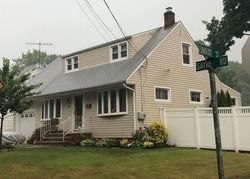 Pre-foreclosure in  SAYRE RD Union, NJ 07083