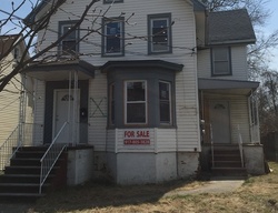 Pre-foreclosure in  TRINITY PL Staten Island, NY 10310