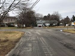 Pre-foreclosure in  HULL PL East Northport, NY 11731