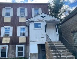 Pre-foreclosure in  POST AVE Staten Island, NY 10302