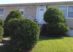  Foster Rd, Staten Island NY