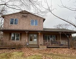 Pre-foreclosure in  NIAGARA ST Miller Place, NY 11764