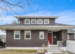 Pre-foreclosure in  SUNSET AVE North Arlington, NJ 07031