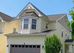 Pre-foreclosure in  WOODSIDE KNOLLS DR Middletown, NY 10940