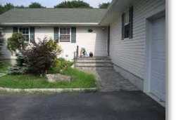 Pre-foreclosure in  LINCOLN BLVD East Moriches, NY 11940