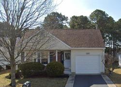 Pre-foreclosure in  JAMAICA BLVD Toms River, NJ 08757