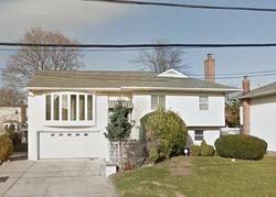 Pre-foreclosure in  VIVIAN CT Baldwin, NY 11510