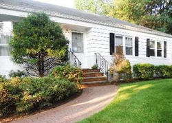 Pre-foreclosure in  SINCLAIR DR Greenlawn, NY 11740