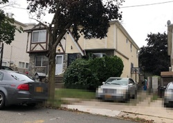 Pre-foreclosure in  BARTLETT AVE Staten Island, NY 10312