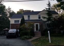 Pre-foreclosure in  WINDSOR RD Teaneck, NJ 07666