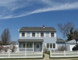 Pre-foreclosure in  GREY LN Levittown, NY 11756