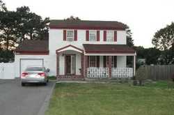 Pre-foreclosure in  SPUR DR N Bay Shore, NY 11706