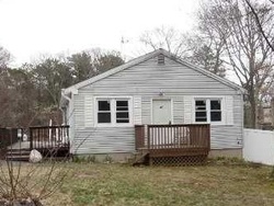 Pre-foreclosure in  PINEGROVE AVE Medford, NY 11763