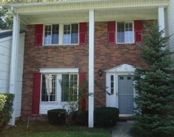 Pre-foreclosure in  LEXINGTON CT Coram, NY 11727