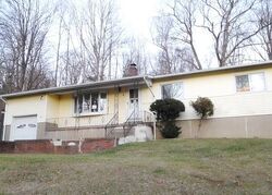  Christine Rd, Hackettstown NJ
