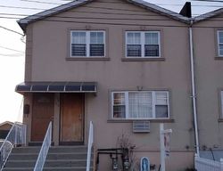 Pre-foreclosure Listing in 236TH ST ROSEDALE, NY 11422
