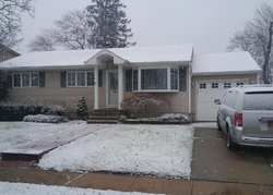 Pre-foreclosure in  DOUGHTY AVE Franklin Square, NY 11010