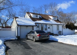  Claywood Dr, Brentwood NY