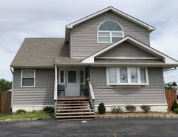  Shelley St, Freeport NY