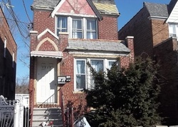 Pre-foreclosure in  E 224TH ST Bronx, NY 10466