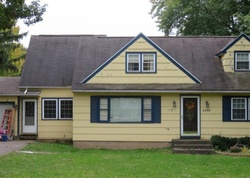 Pre-foreclosure in  WESTSIDE DR Rochester, NY 14624