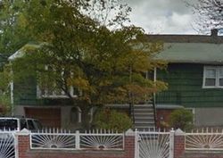 Pre-foreclosure in  SETON AVE Mount Vernon, NY 10550