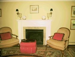 Pre-foreclosure in  HAYES HILL DR Northport, NY 11768