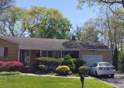 Pre-foreclosure in  NORMAN LN Central Islip, NY 11722