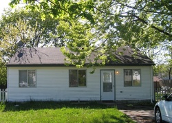 Pre-foreclosure Listing in MEADE AVE BELLPORT, NY 11713