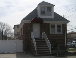 Pre-foreclosure in  TITUS AVE Staten Island, NY 10306