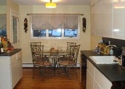 Pre-foreclosure in  WESTMINSTER LN West Islip, NY 11795
