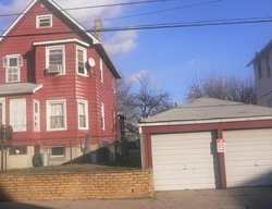 Pre-foreclosure in  LOCKMAN AVE Staten Island, NY 10303
