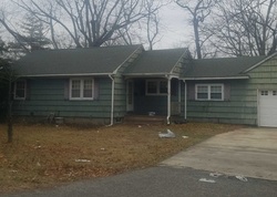  Bittermint St, Islip NY