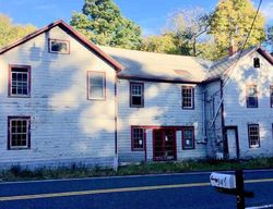 Pre-foreclosure Listing in W SAUGERTIES RD SAUGERTIES, NY 12477