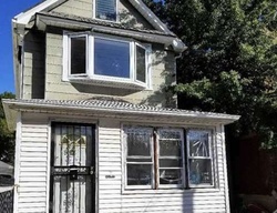 Pre-foreclosure in  120TH ST South Ozone Park, NY 11420