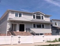 Pre-foreclosure in  VANDERBILT AVE Staten Island, NY 10304