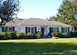 Pre-foreclosure in  MAGEE ST Southampton, NY 11968