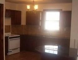 Tioga Dr, Saint Albans NY