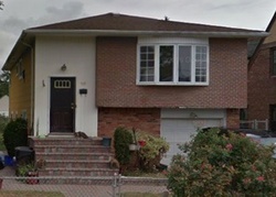 Pre-foreclosure in  CRAIG AVE Freeport, NY 11520