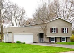 Pre-foreclosure in  CHERRY CREEK LN Rochester, NY 14626